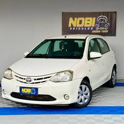 TOYOTA ETIOS 1.5 XS 16V FLEX 4P MANUAL TOYOTA ETIOS 1.5 XS 16V FLEX 4P MANUAL